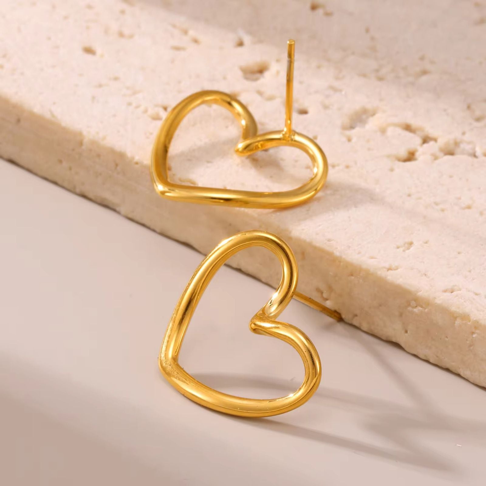Halo Heart Necklace Set